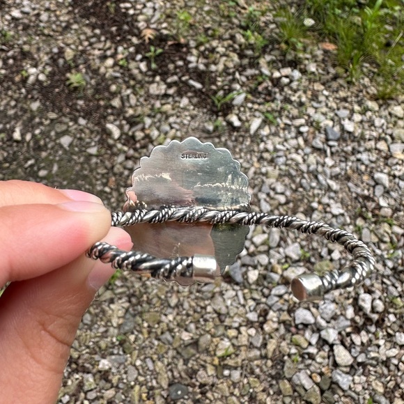 Pink Conch Cluster Cuff - Picture 4 of 4